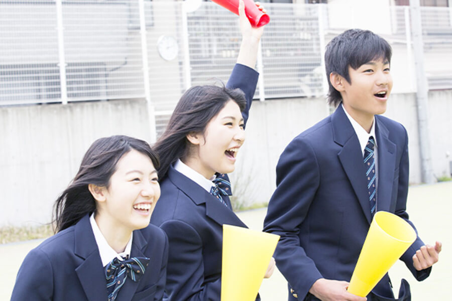 体育祭におすすめ!手作り応援グッズ6選|手作り以外の作り方も紹介