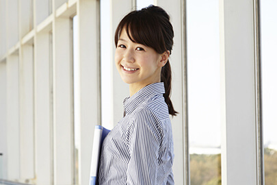 クリアファイルの重さは仕様で決まる！A4資料の郵送方法も紹介