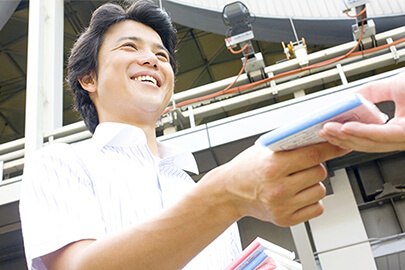 ノベルティとは？選び方・効果的に配布する方法を紹介