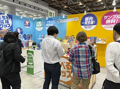 第7回販促EXPO春-ブース写真-お客様の様子