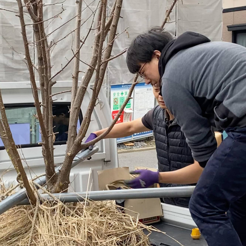 目算200kg!?7人がかりの大移動