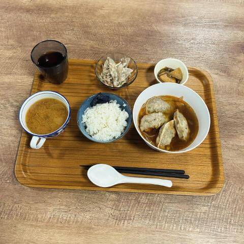 エビ水餃子スープ