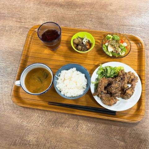 鶏と豆腐の卵とじ丼