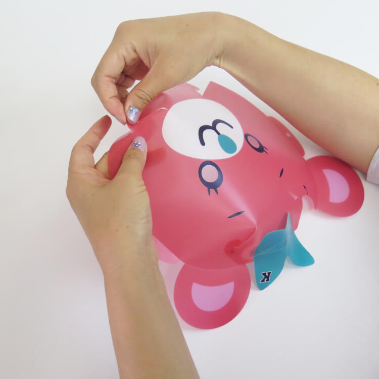 組み立てお面-組み立て中-写真