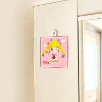 吸盤ステッカー(四角)(286-02)のアイドル・アニメ・ライブデザイン例-化粧台に貼る-写真