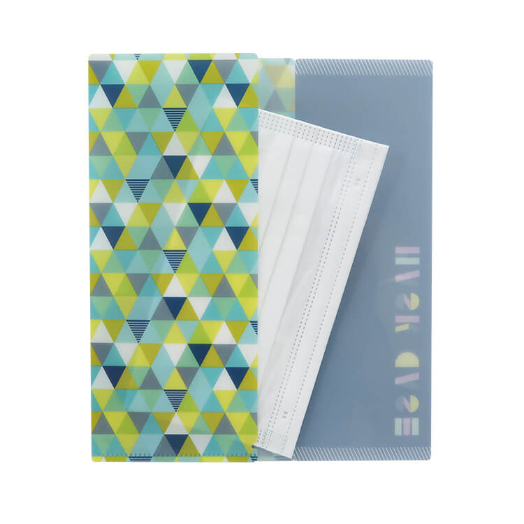 抗菌マスクケース(三つ折りタイプ)-写真