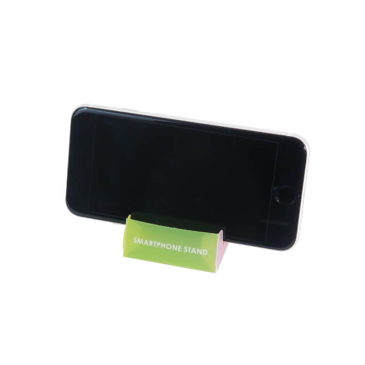 組み立てスマホスタンド(ポスターミニタイプ)-スマートフォンを置いたイメージ-写真