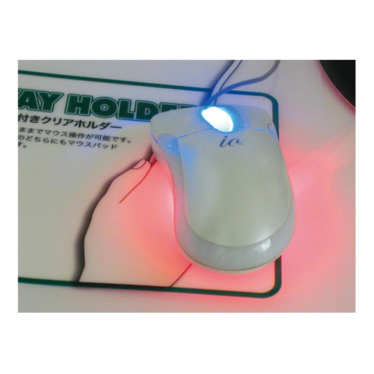 光学式マウスも使用できます。