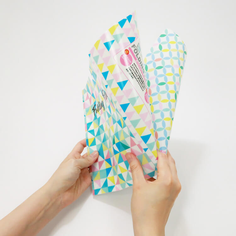 簡単に折り込めます。