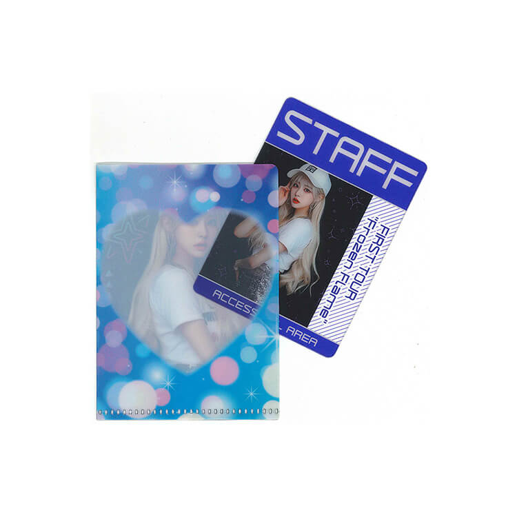 トレーディングカードが入るサイズです。-写真