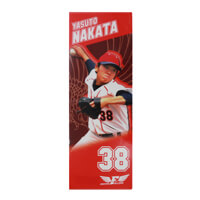 スポーツ選手を大きく載せたデザインで応援!