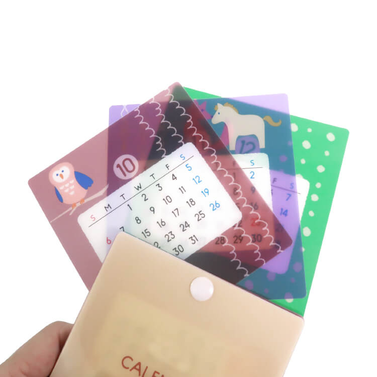 スライドカレンダー-透明素材でデザインを楽しむ-写真