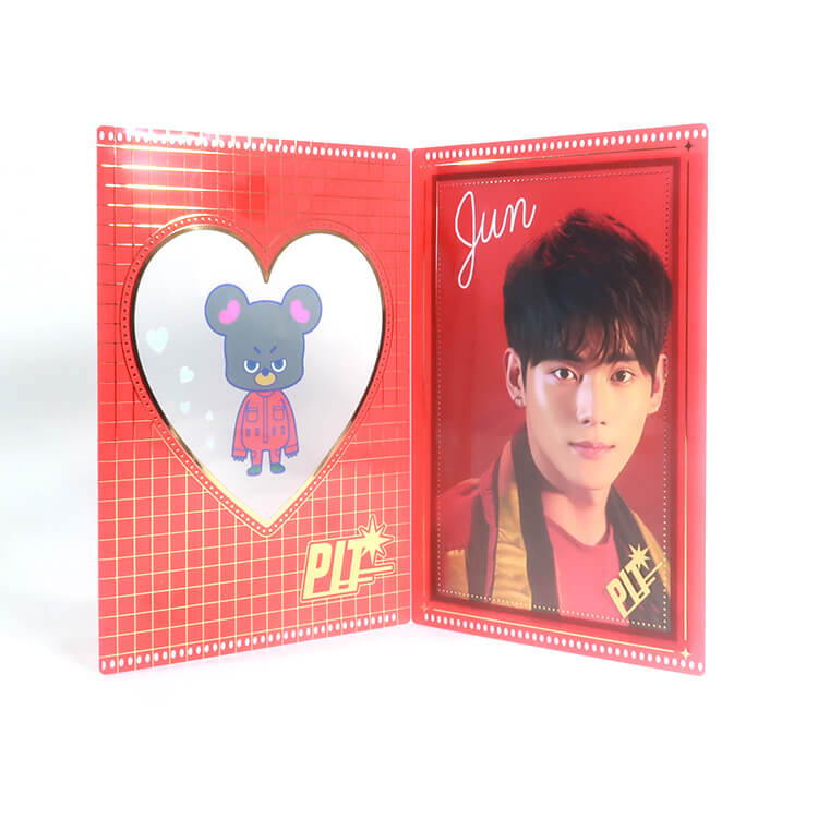 箔押し印刷もおすすめです。アイドルイメージ-写真