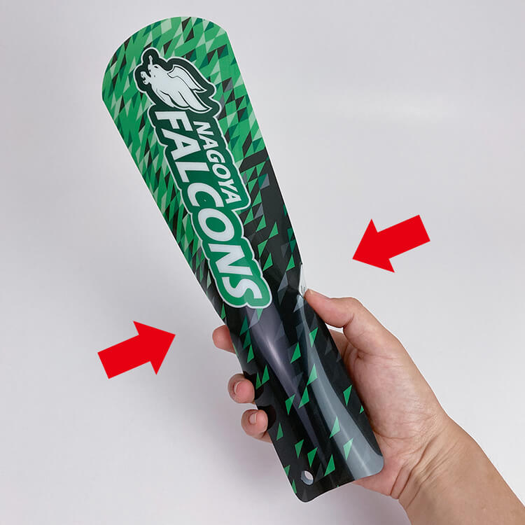 持ち手を握ると立体に！