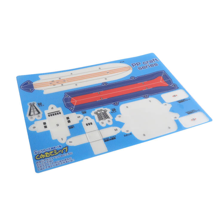 納品時はシート状でかさばらず、保管、配布しやすいです。