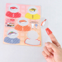 納品時はシート状でかさばらず、保管、配布しやすいです。シートから組み立てて、指にはめて遊べます。