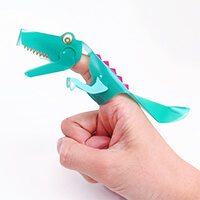 指にはめて遊びます。