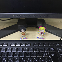 谷折りするだけで好きな場所に飾れます。