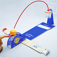 発射台は角度を調整できます。