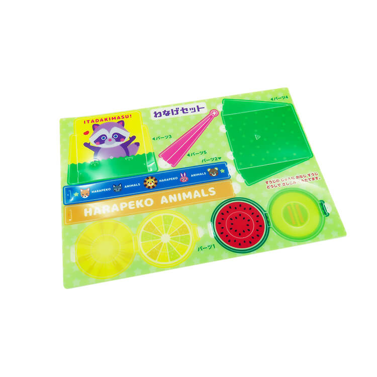 納品時はシート状でかさばらず、保管、配布しやすいです。