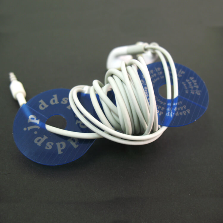 イヤホンホルダー