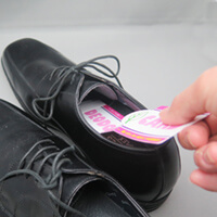 靴の中に簡単に入れられます。