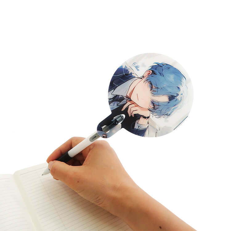 うちわを付けたまま、ペンとして使用可能！