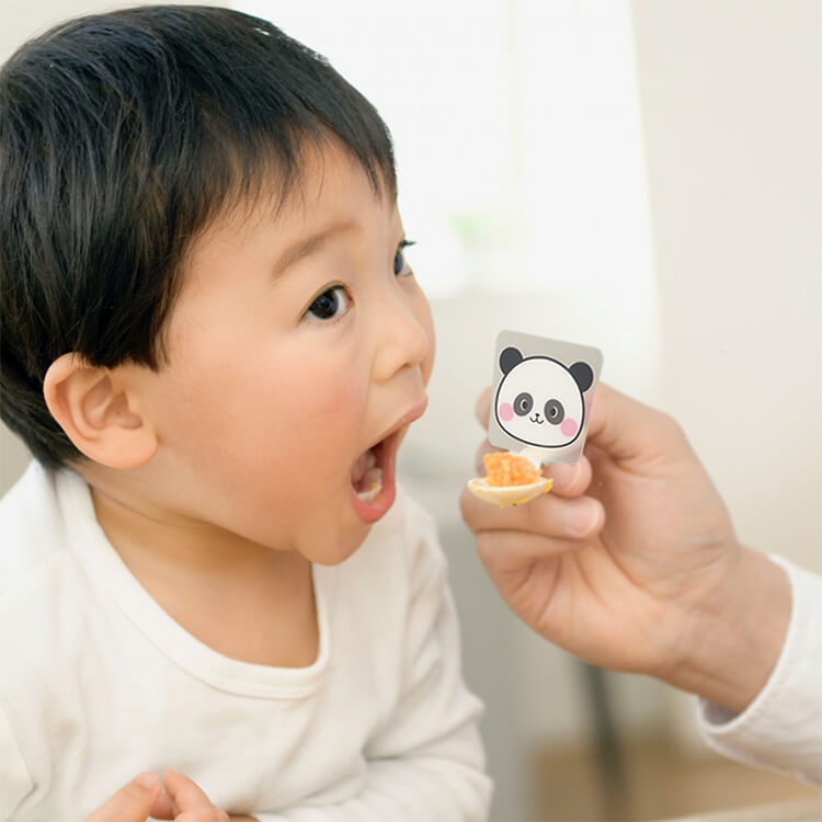 イヤイヤ期の食事も楽しい時間に!-写真