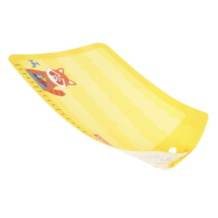 フックを書けると、すり鉢状に変化。水切りする食材が落下しにくくなります。