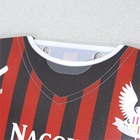 フックで落下を防ぎます。