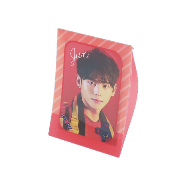 トレカスタンド-写真