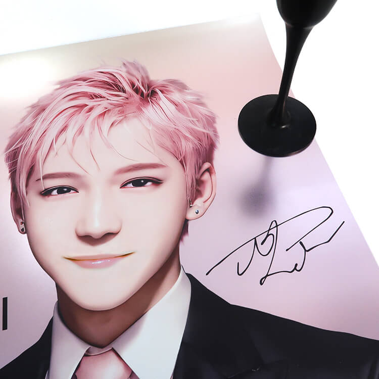 メタルポスター(A3)-上にグラスを置いてみて反射を表現-写真