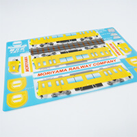 納品時はシート状でかさばらず、保管、配布しやすいです。