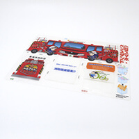 東海市消防本部様_組み立てスマホ・ペンスタンド(乗り物タイプ)「消防へいしゅうくん」-シート-写真