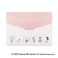 横井定株式会社様_オリジナル抗菌マスクケース2柄「ミッフィー」「スヌーピー」-スヌーピー柄-裏-写真