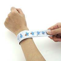 愛知県教育委員会様_リフレクターバンド「2018 彩る感動 東海総体」-装着-写真