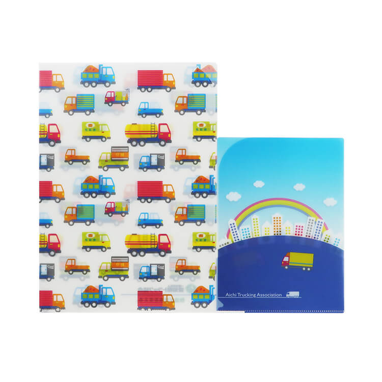 一般社団法人 愛知県トラック協会様_親子ファイル「物流が日本を支える。」-開き-写真