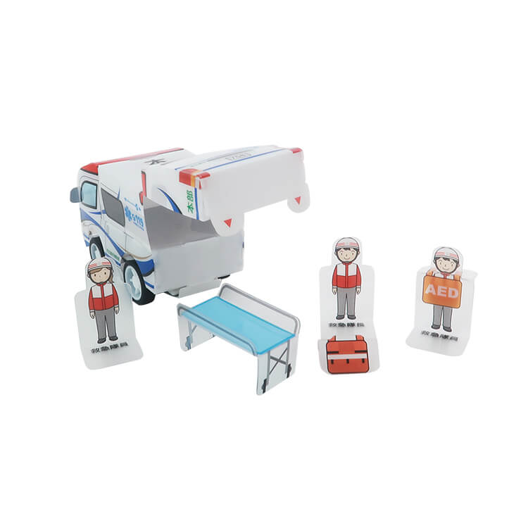 名古屋市消防局様_PPクラフト プルバックカー(救急車)「Blue EIGHT(ブルーエイト)」-救急隊長や隊員などで遊べます-写真