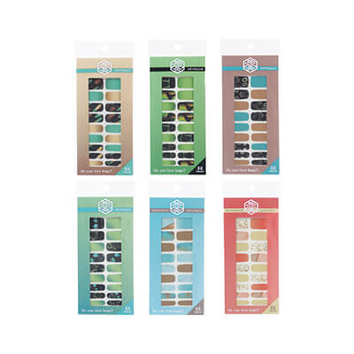 (一財)沖縄美ら島財団 沖縄県立博物館・美術館ミュージアムショップゆいむい様 【写真】(一財)沖縄美ら島財団 沖縄県立博物館・美術館ミュージアムショップゆいむい様のネイルシール(22枚タイプ)6柄「アートと虫の美しい世界」デザインです。