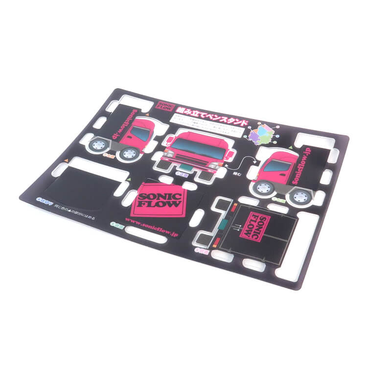 株式会社ソニックフロー様_組み立てペンスタンド(乗り物タイプ)「SONIC FLOW」-シート-写真