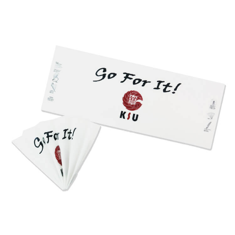 九州産業大学様_ハリセン横断幕「九州産業大学」-写真