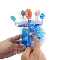 組み立て天体模型-回すところ-サムネイル写真