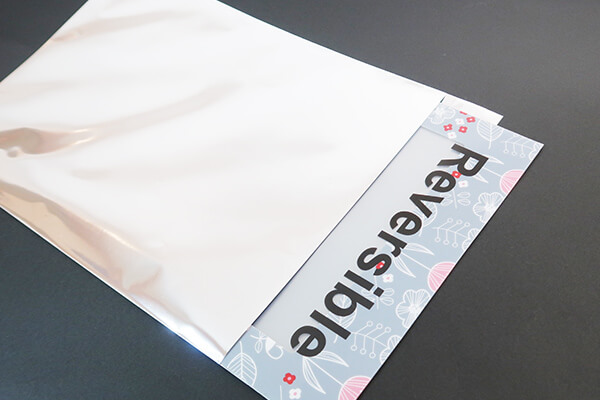 中身が見えない銀蒸着素材の袋への包装-イメージ画像